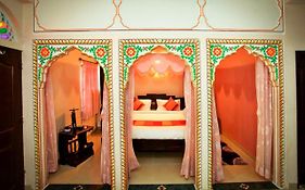 Hotel Moon Light Palace